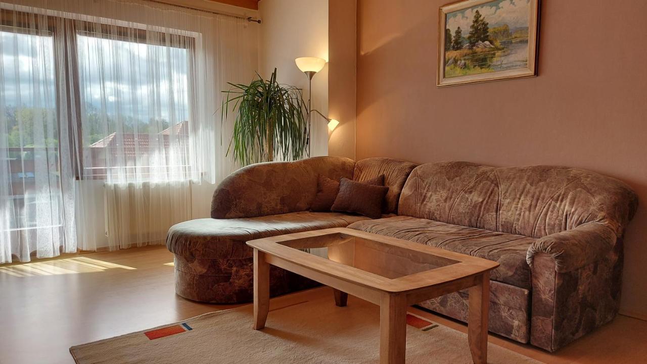 Apartmany Pod Lesem Rodvinov Ngoại thất bức ảnh